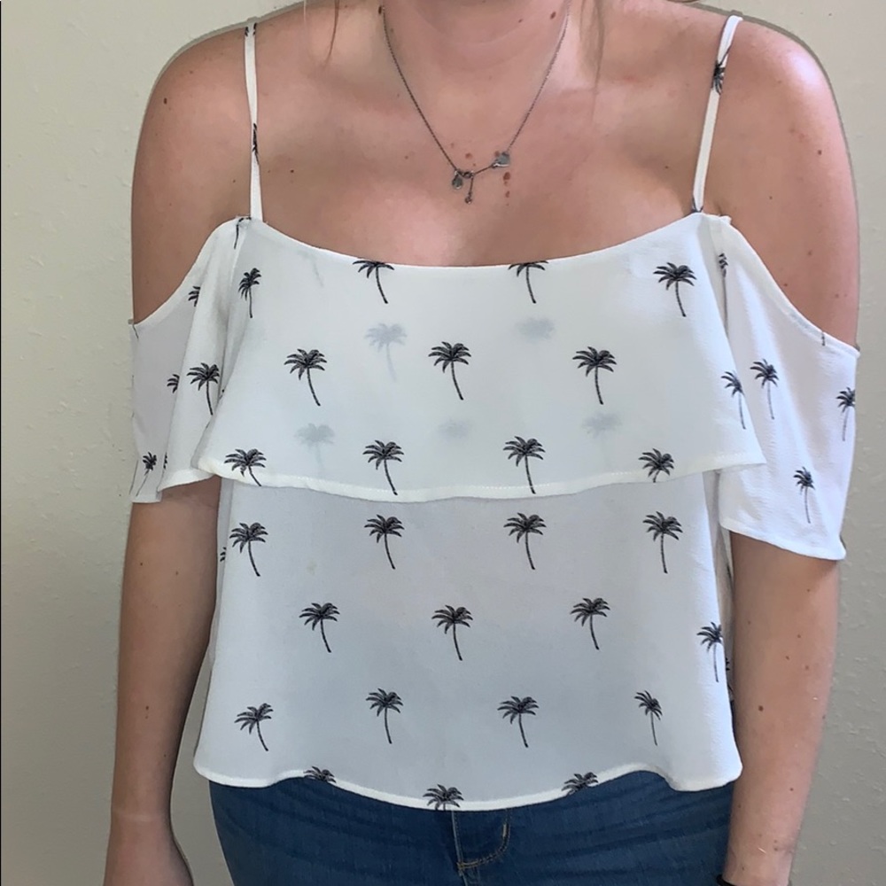 Divided H&M cold shoulder palm tree top
